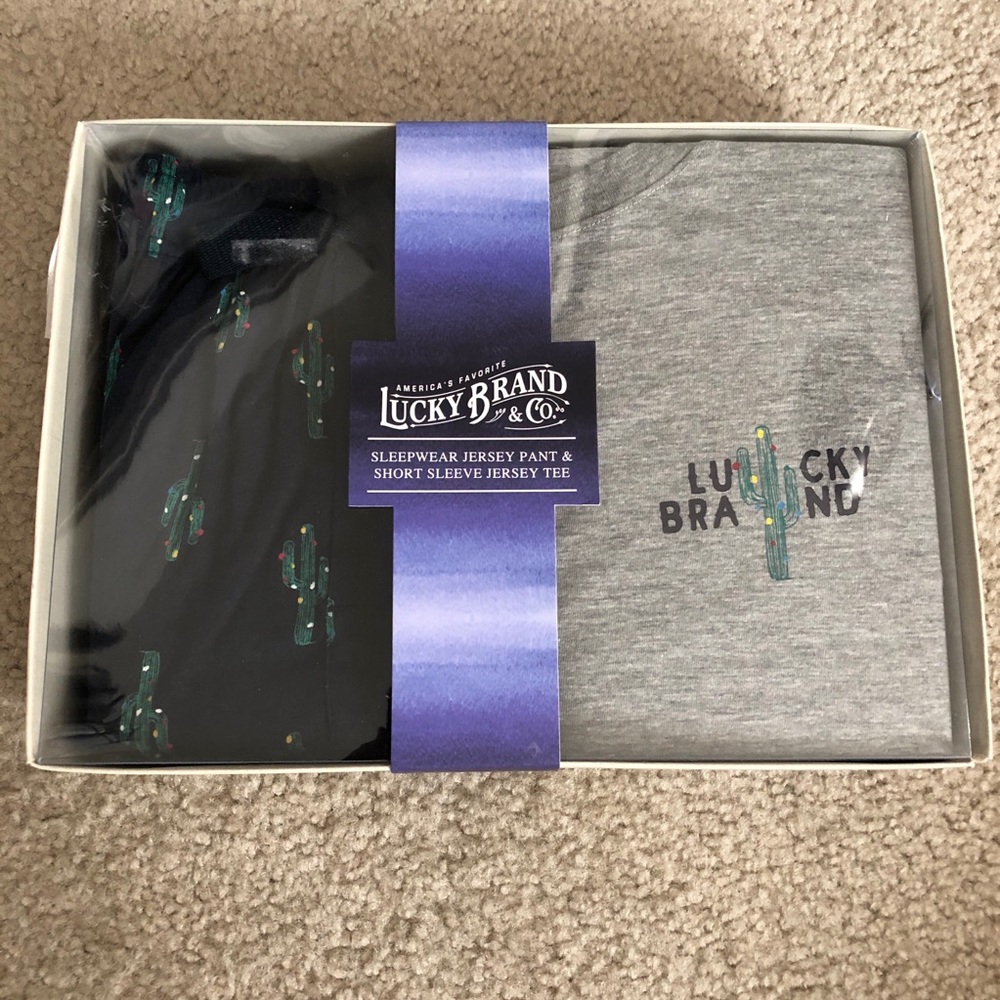 NWT Lucky brand holiday cactus pj set